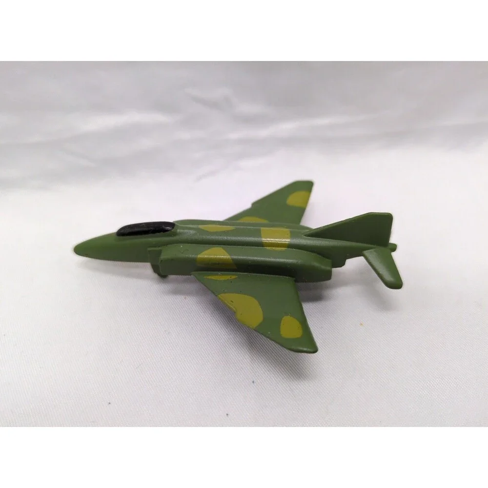 Green Camo Colored Diecast Fighter Plane 3